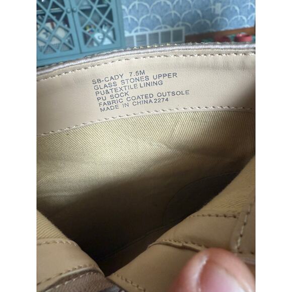 Betsey Johnson Cady Holographic Rhinestone Pointed-Toe Side Zip Ankle Boots 7.5 - Picture 3 of 8